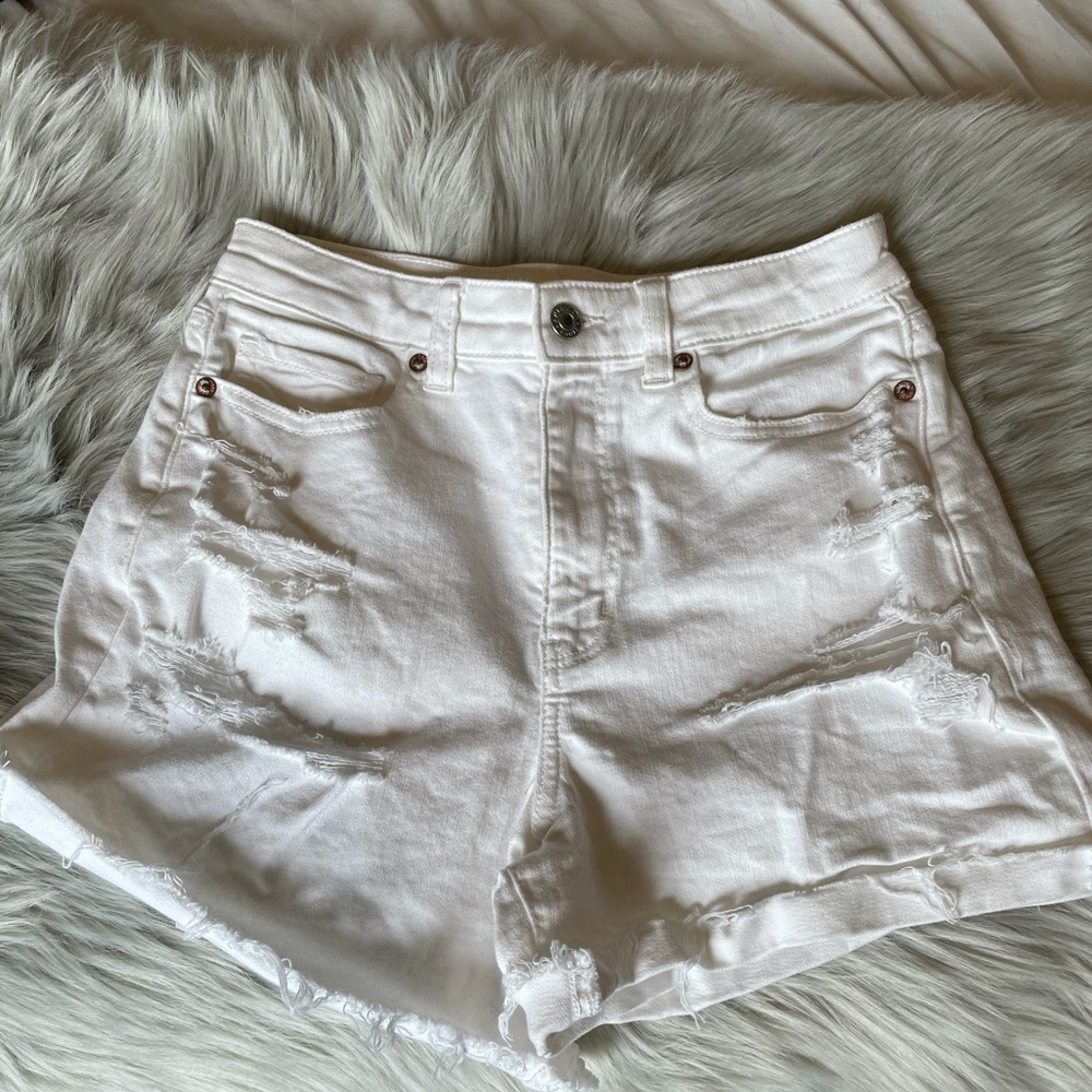 AMERICAN EAGLE MOM SHORT